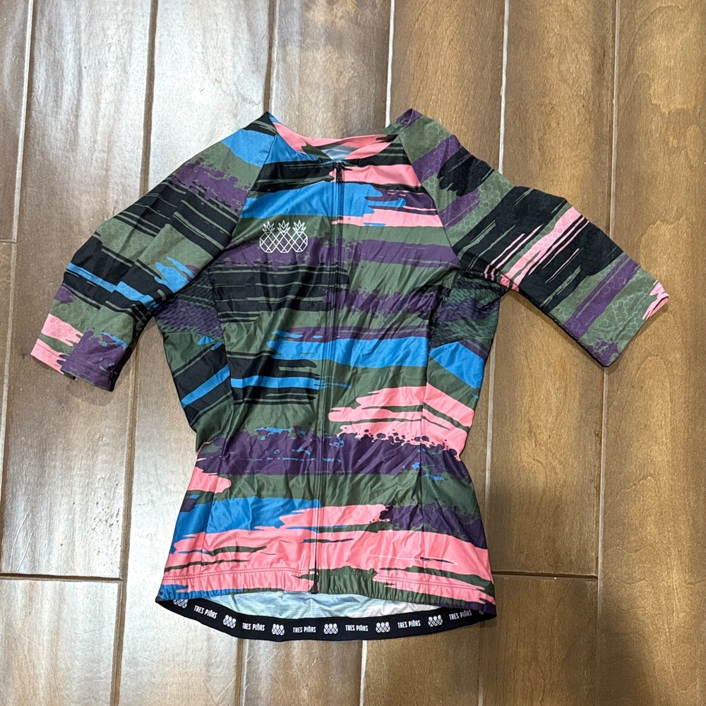 Tres Piñas - Colorful Camo Cycling Jersey